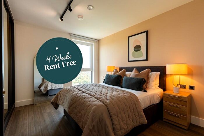 1 Bedroom Flat To Rent In Flat, Mitre Yard, - Scrubs Lane, London, NW10