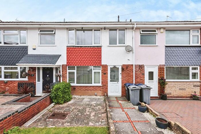 3 Bedroom End Terrace House For Sale In Ambleside, Birmingham, B32