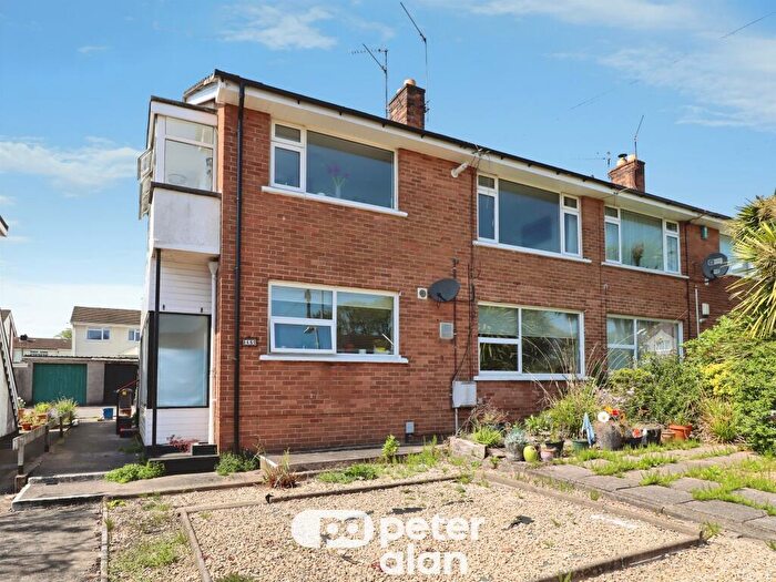 2 Bedroom Maisonette For Sale In Cefn Graig, Rhiwbina, Cardiff, CF14
