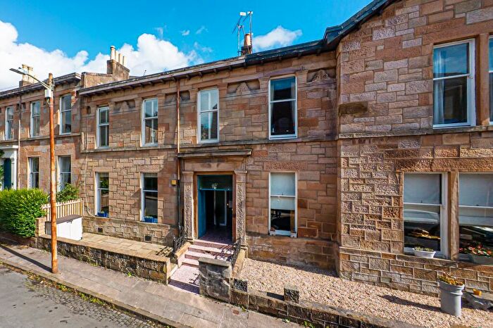 3 Bedroom Apartment For Sale In Millbrae Crescent, Langside, Glasgow, G42