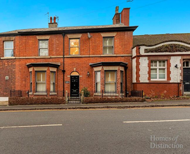 3 Bedroom Terraced House For Sale In Macclesfield Road, Alderley Edge, SK9