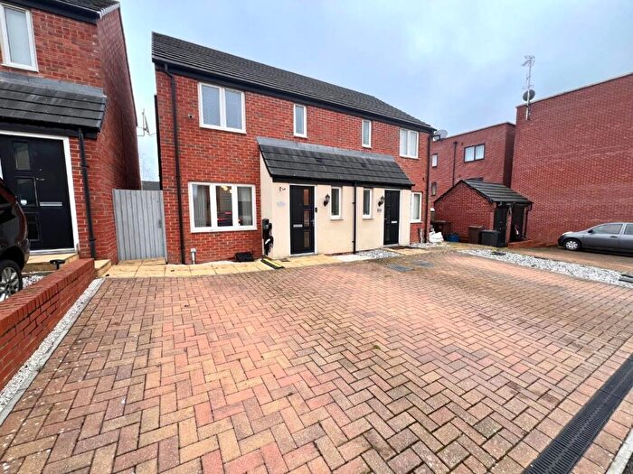 3 Bedroom Semi Detached House For Sale In Walmer Close, St. Crispin, Northampton, NN5