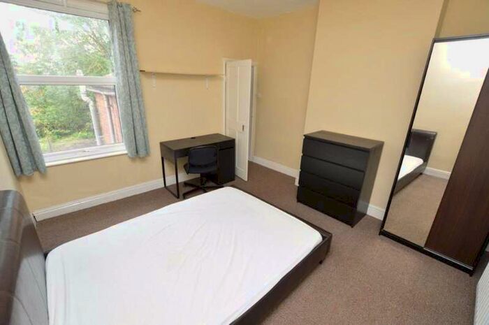 3 Bedroom Property To Rent In Cumberland Road, Loughborough, LE11