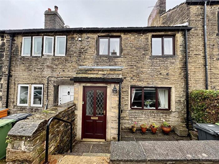 2 Bedroom Character Property For Sale In The Village, Thurstonland, Huddersfield, HD4