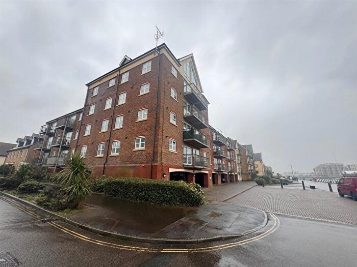 2 Bedroom Apartment To Rent In Sorlings Reach, Sussex Wharf, Shoreham By Sea, BN43