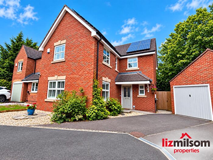 4 Bedroom Detached House For Sale In Bretby Heights, Newhall, Swadlincote, DE11