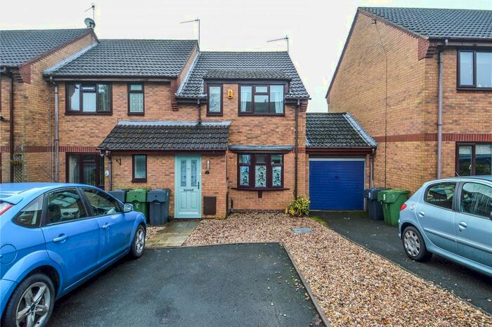 3 Bedroom Terraced House To Rent In Glebe Road, Alvechurch, Birmingham, B48