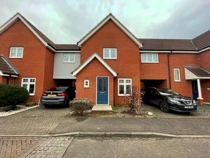 3 Bedroom Property To Rent In Mountbatten Drive, Old Catton, Norwich NR6