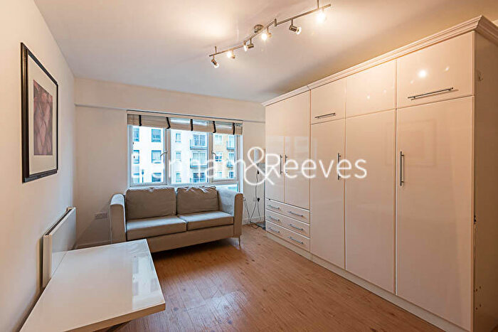 Studio To Rent In Heritage Avenue, Colindale, NW9