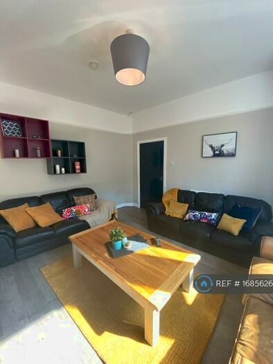 6 Bedroom Terraced House To Rent In Garmoyle Road, Liverpool, L15