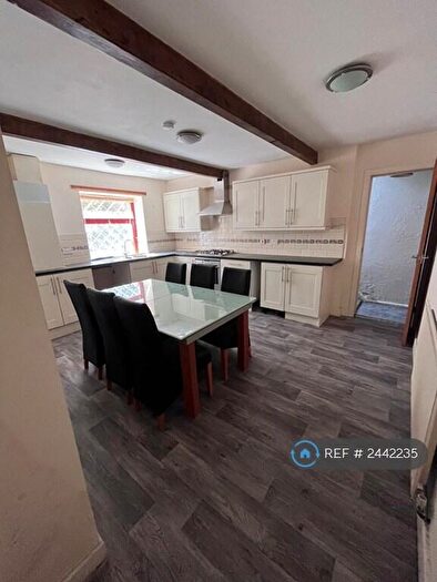 2 Bedroom Terraced House To Rent In Neale Road, Huddersfield, HD1