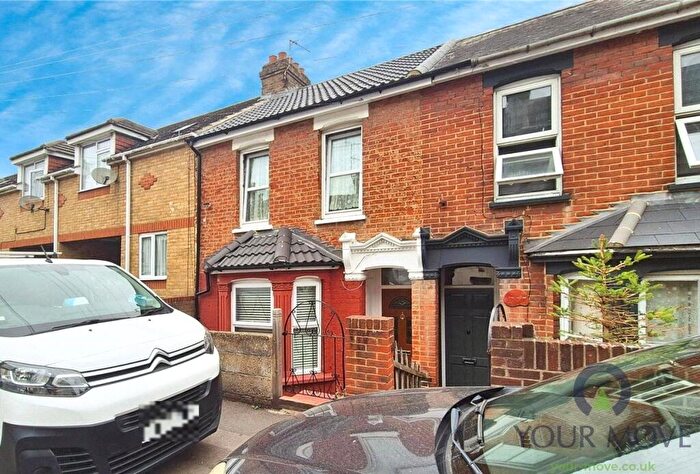 2 Bedroom Terraced House For Sale In Ernest Road, Chatham, Kent, ME4