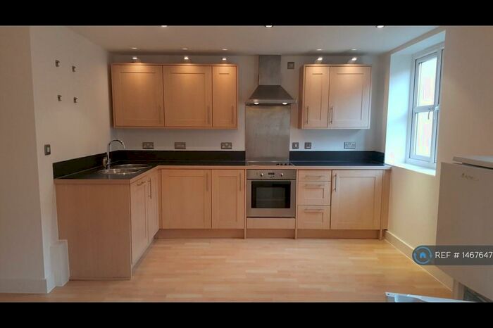 2 Bedroom Flat To Rent In Jenner House, Nottingham, NG3