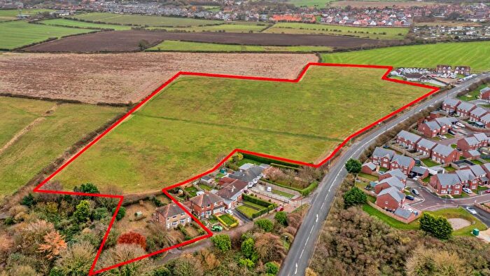 6 Bedroom Semi-Detached House For Sale In &, Lea Lane, Peterlee, Durham, SR8