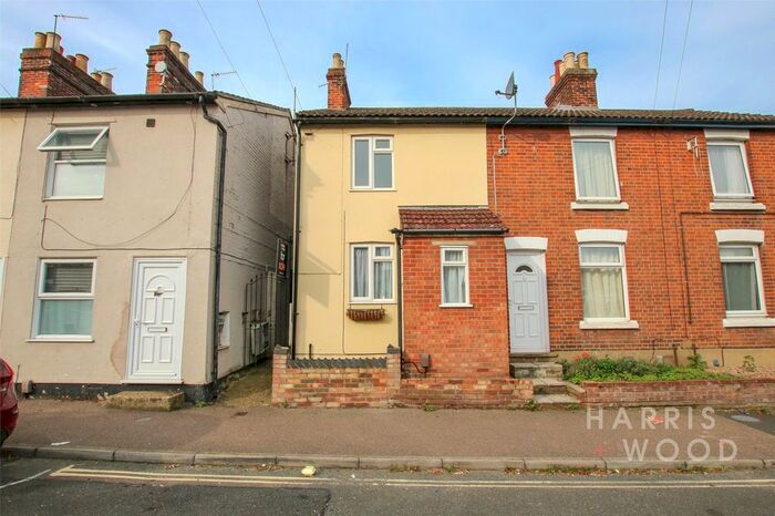 2 Bedroom End Of Terrace House To Rent In Winnock Road, Colchester, Essex, CO1