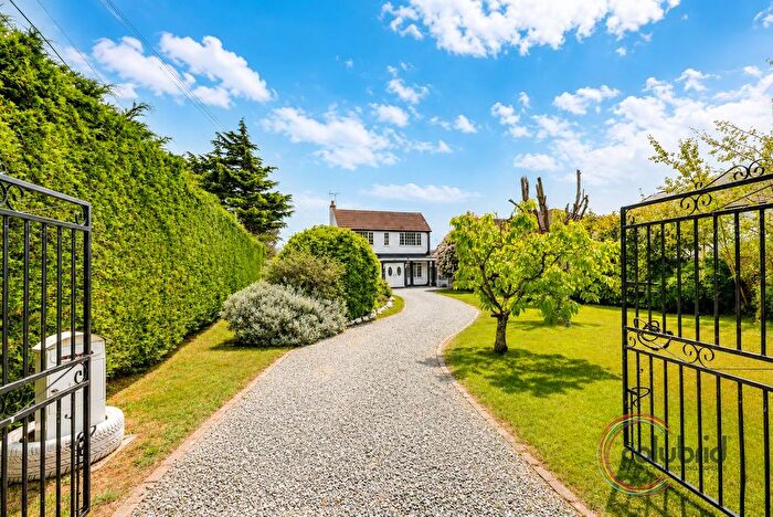 4 Bedroom Detached House For Sale In Stanford Road, Orsett, RM16