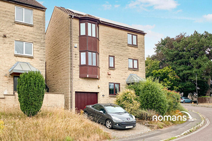 4 Bedroom Detached House To Rent In Langdon Road, Bath, Somerset, BA2