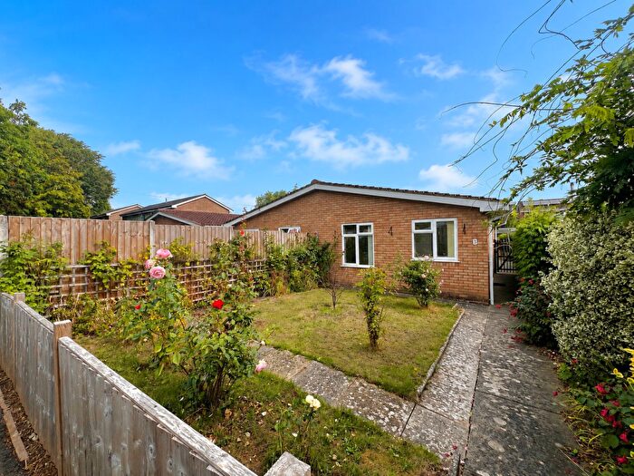 2 Bedroom Semi-Detached Bungalow For Sale In Warwick Walk, Hereford, HR4
