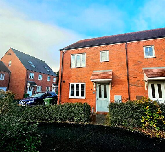 3 Bedroom End Of Terrace House To Rent In Garden Close, Kington, Herefordshire, HR5