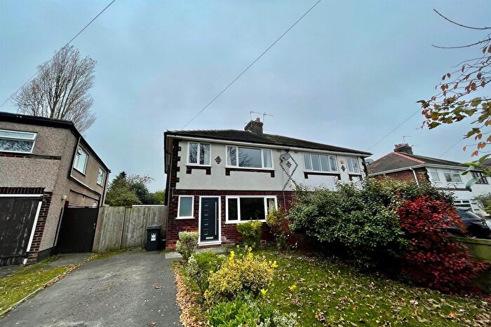 3 Bedroom Semi-Detached House To Rent In London Road, Stretton, WA4