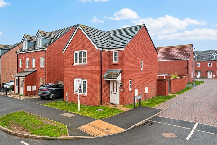 3 Bedroom Detached House For Sale In Thornton Avenue, Barton Seagrave, NN15