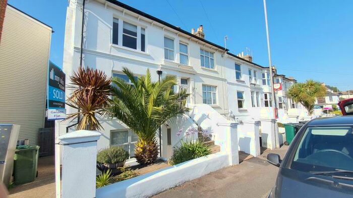 2 Bedroom Flat To Rent In Shelldale Road, Portslade, BN41