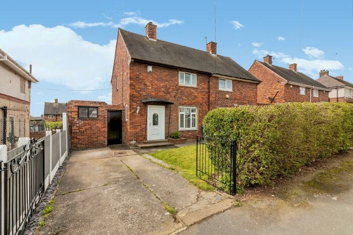 2 Bedroom Semi-Detached House To Rent In Doe Royd Crescent, Sheffield, South Yorkshire, S5