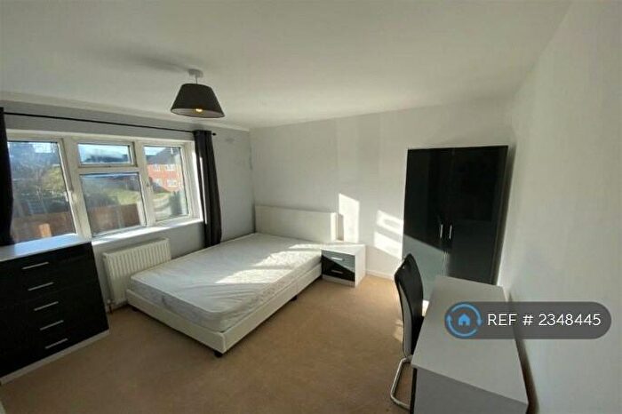 5 Bedroom Terraced House To Rent In Read Avenue, Beeston, Nottingham, NG9