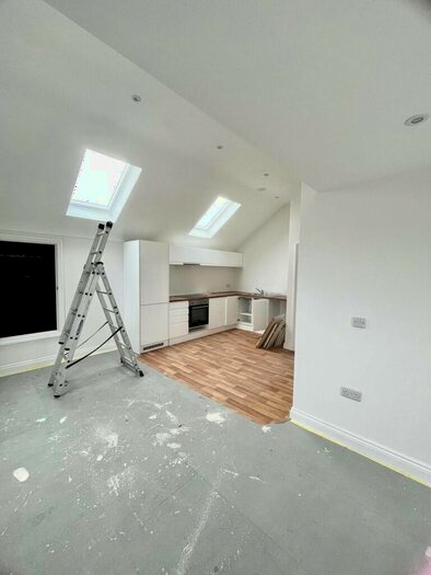 1 Bedroom Flat To Rent In B Wimborne Road, Moordown, Bournemouth, BH9