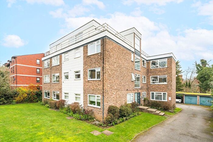 2 Bedroom Flat For Sale In Denmark Avenue, Wimbledon, SW19