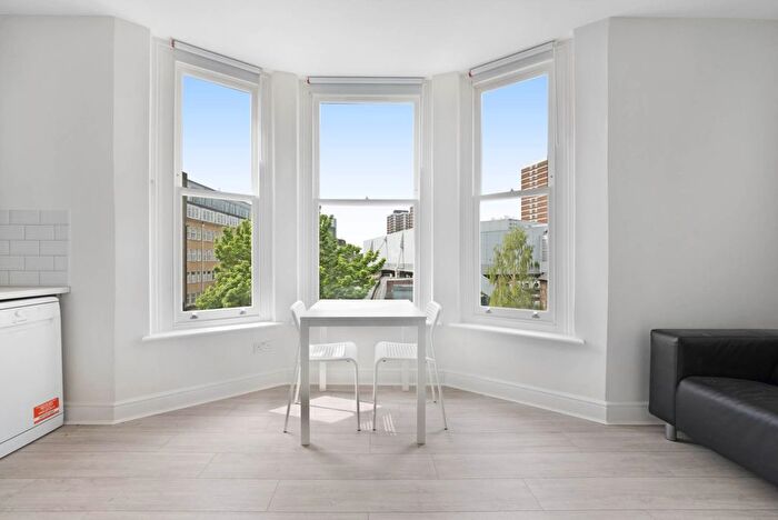 2 Bedroom Flat To Rent In Richmond Way, Shepherds Bush, W12