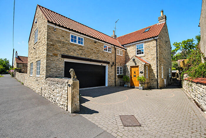 4 Bedroom Detached House For Sale In Westgate, Tickhill, Doncaster, DN11