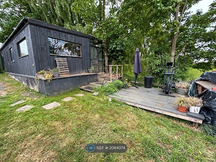 1 Bedroom Bungalow To Rent In Ducks Hill Road, Northwood, HA6