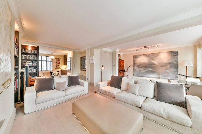 2 Bedroom Flat To Rent In Sloane Street, Knightsbridge, London, SW1X