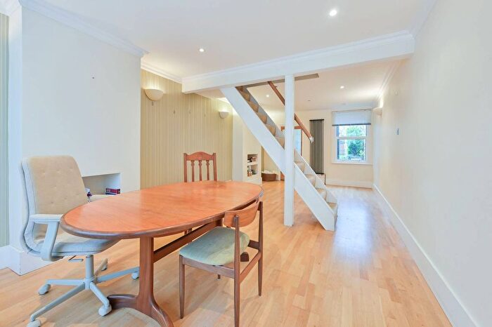 2 Bedroom Terraced House For Sale In Grover Road, Bushey, Watford, WD19