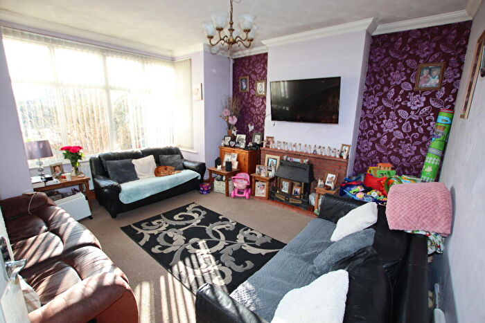 4 Bedroom Semi-Detached House For Sale In Holland Road, Clacton On Sea, CO15