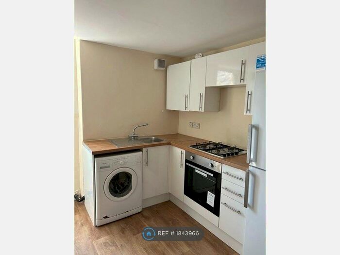 1 Bedroom Flat To Rent In Bath Road, Buxton, SK17