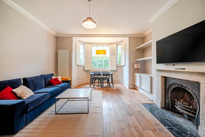 2 Bedroom Flat To Rent In Upper Park Road London, NW3