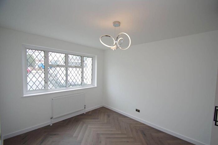 2 Bedroom Bungalow To Rent In Lyndhurst Gardens, Pinner, HA5