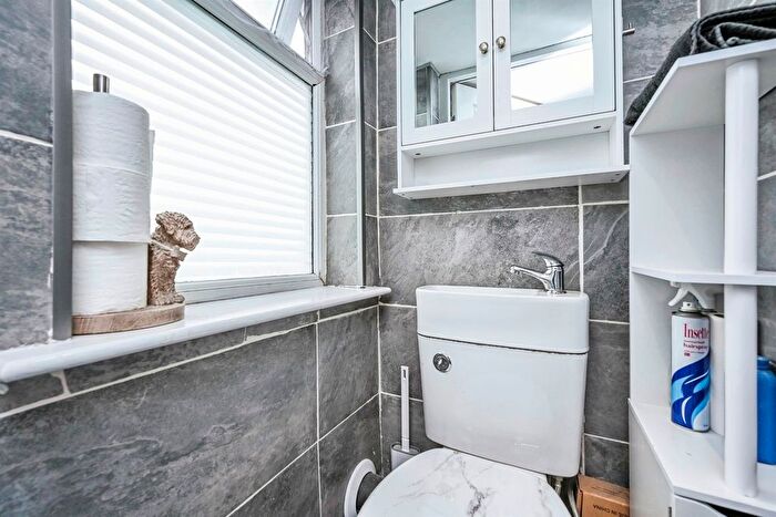 3 Bedroom Terraced House For Sale In Grosvenor Road, Wavertree, Liverpool, L15