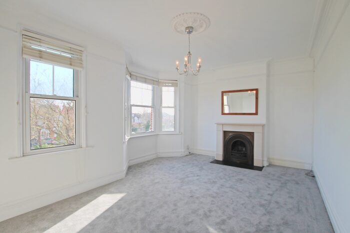2 Bedroom Flat To Rent In Cambridge Road, London, SW20