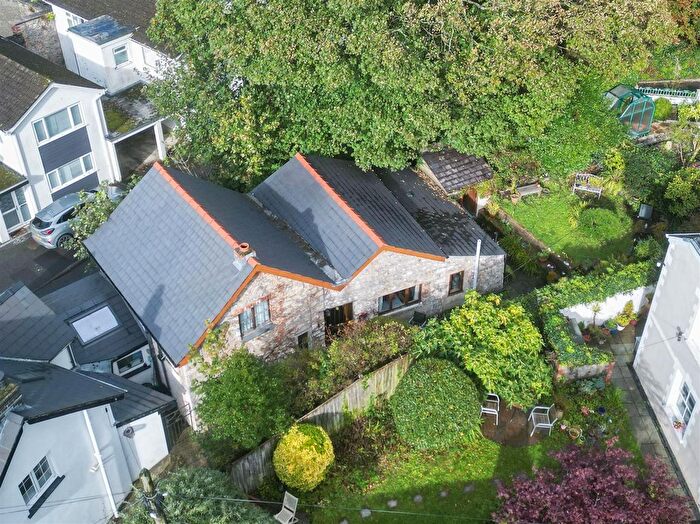 2 Bedroom Cottage For Sale In St. Johns Hill, Tenby, SA70