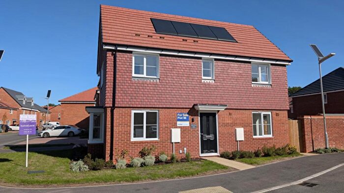 3 Bedroom Semi-Detached House For Sale In Jubilee Grove, Bordon, Hampshire, GU35
