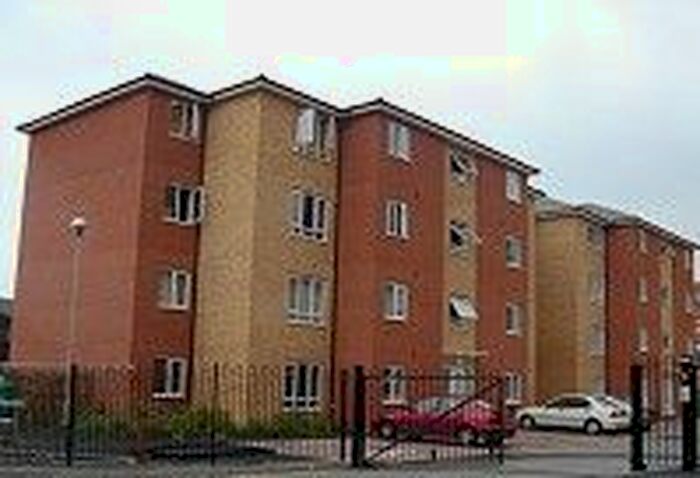 2 Bedroom Flat To Rent In Player Street, Radford, Nottingham NG7