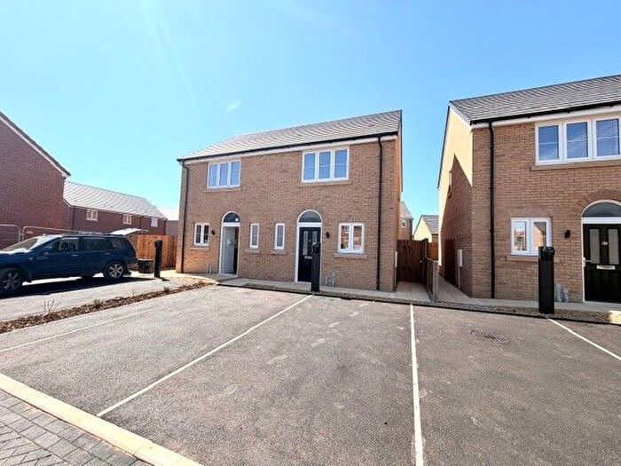 2 Bedroom Semi-Detached House To Rent In Wagtail Road, Downham Market, PE38