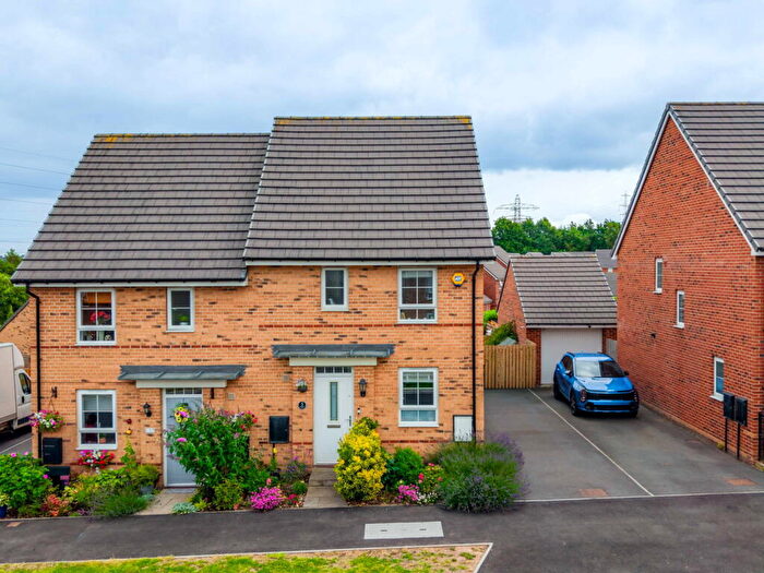 3 Bedroom Semi-Detached House For Sale In Dearne Hall Lane, Barugh Green, S75