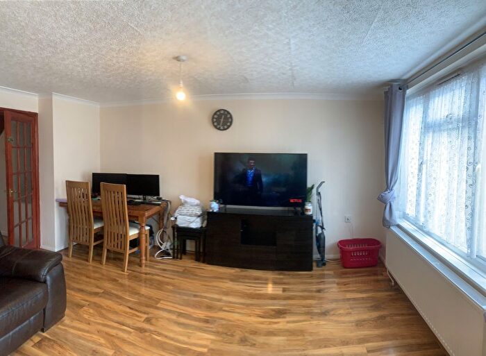 3 Bedroom Terraced House To Rent In Northolt, Middlesex, UB5