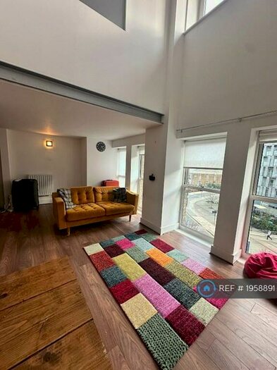 2 Bedroom Flat To Rent In Building, London, SE18