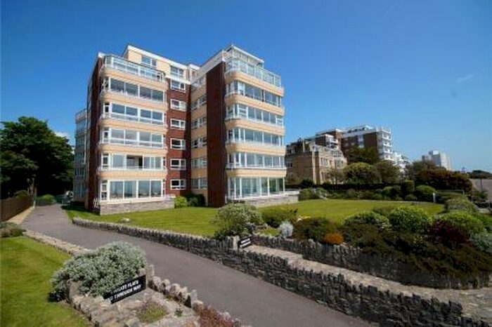 2 Bedroom Apartment To Rent In Sea Views East Cliff, BH1