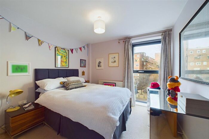 1 Bedroom Flat For Sale In Oakley House, Hotspur Street, London, SE11